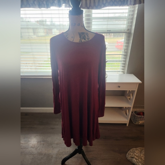 Old Navy Dresses & Skirts - Old Navy Burgandy Dress XL